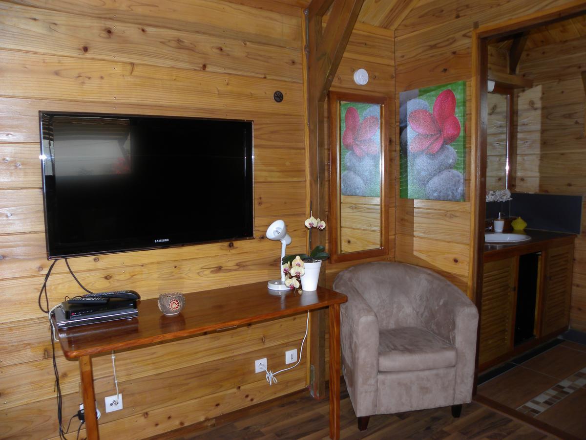 Le Chalet - Destination St-Leu Saint-Leu Eksteriør billede